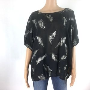 Glances Blouse Size Med Black Silver Short Top